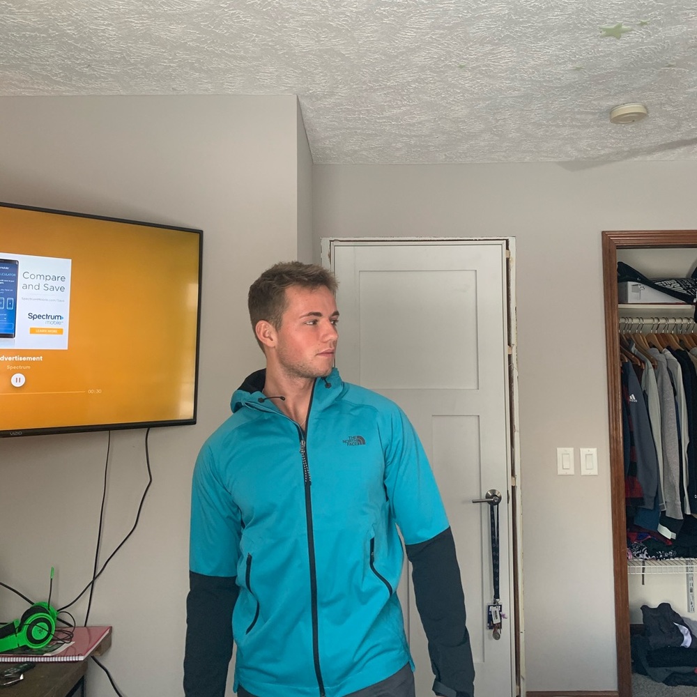 North face pullover
